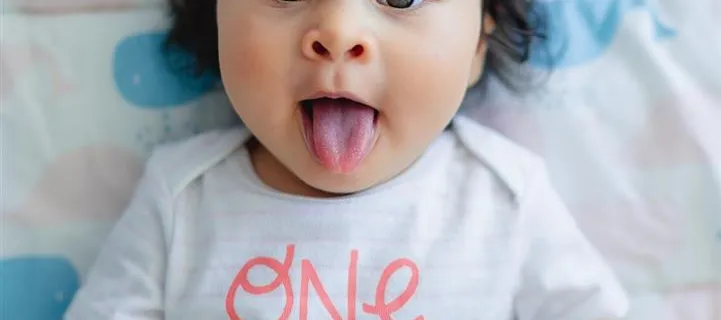 Bébé Fille