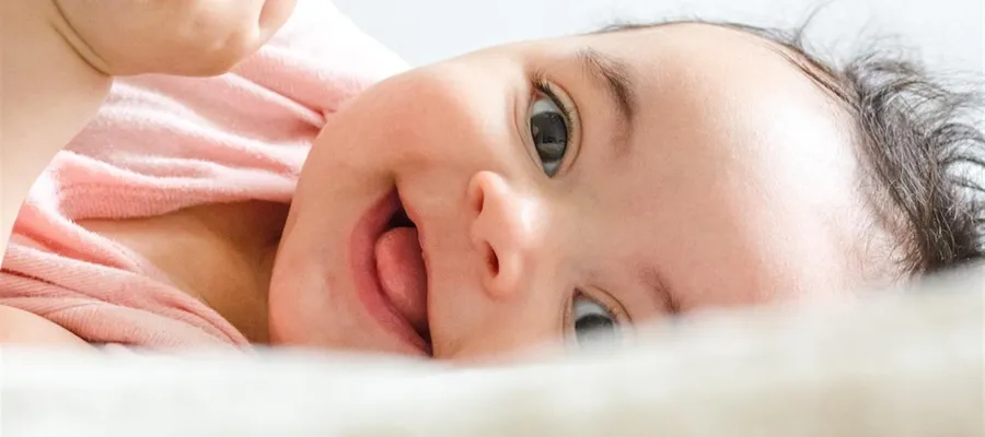 Bébé Fille