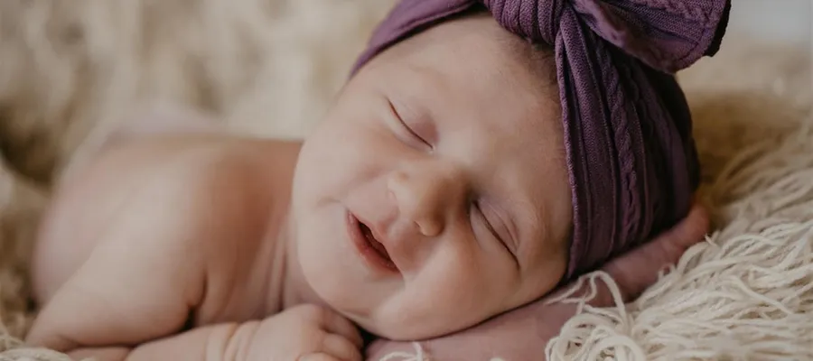 Bébé Fille