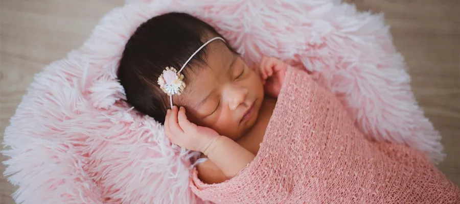 Bébé Fille