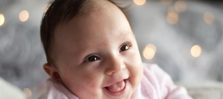 Bébé Fille