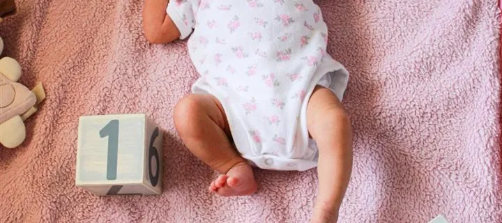 Bébé Fille