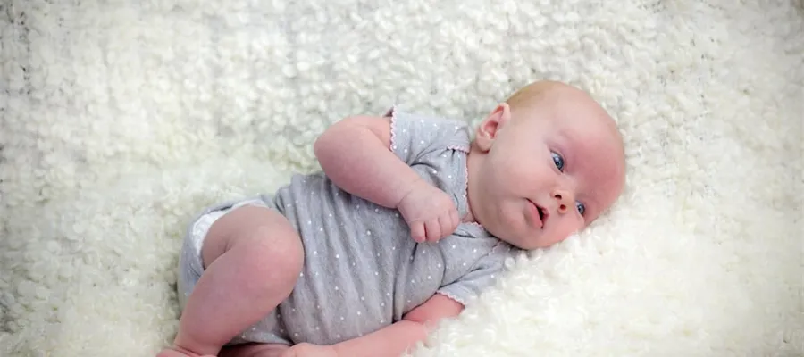 Bébé Fille