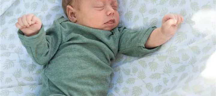 Bébé Fille