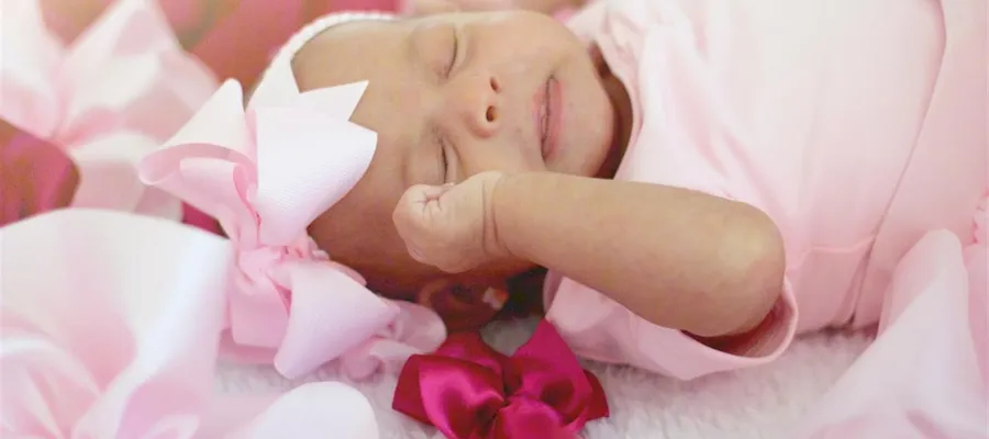Bébé Fille